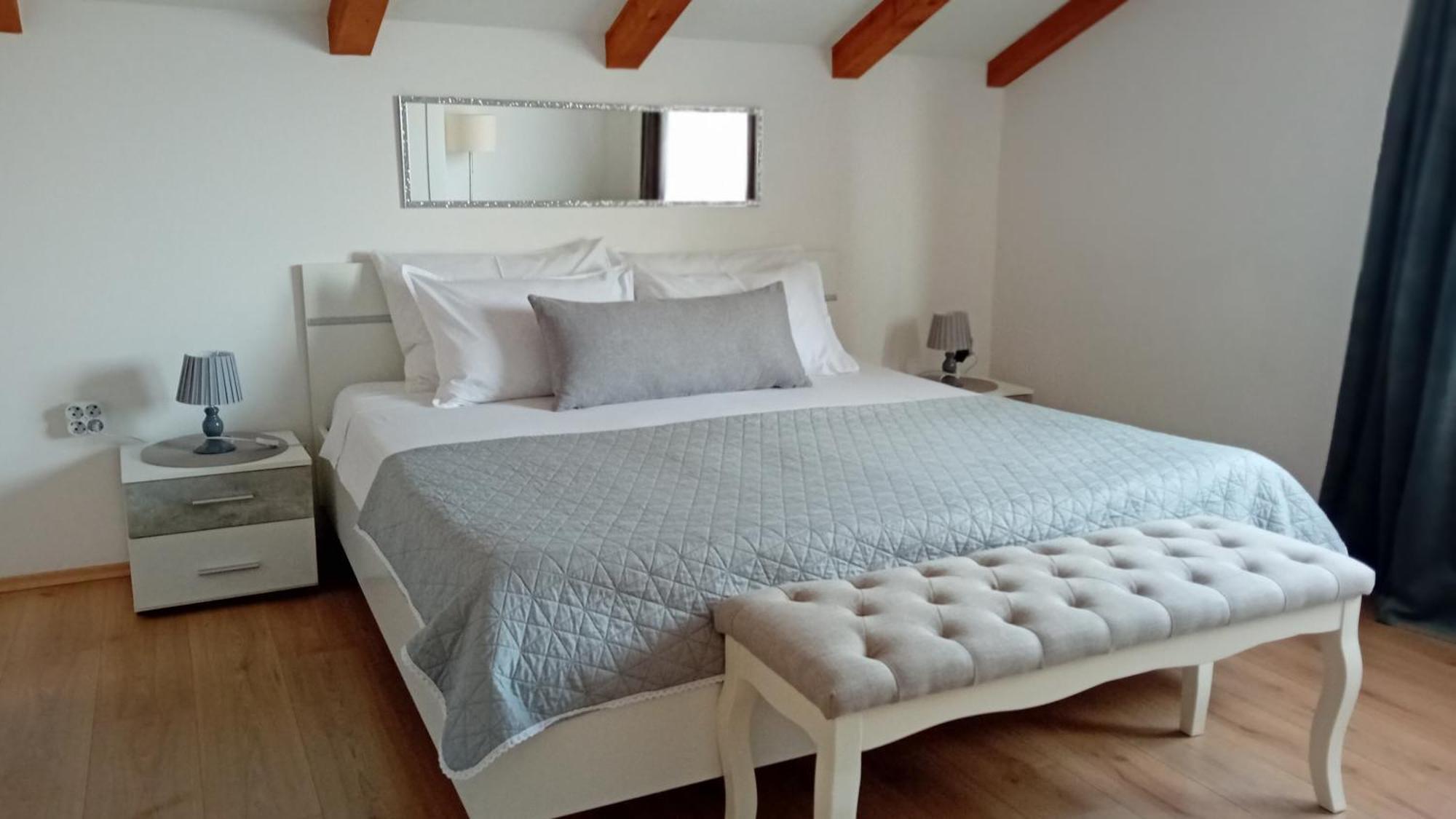 Apartman Diana,free parking Pula Bagian luar foto