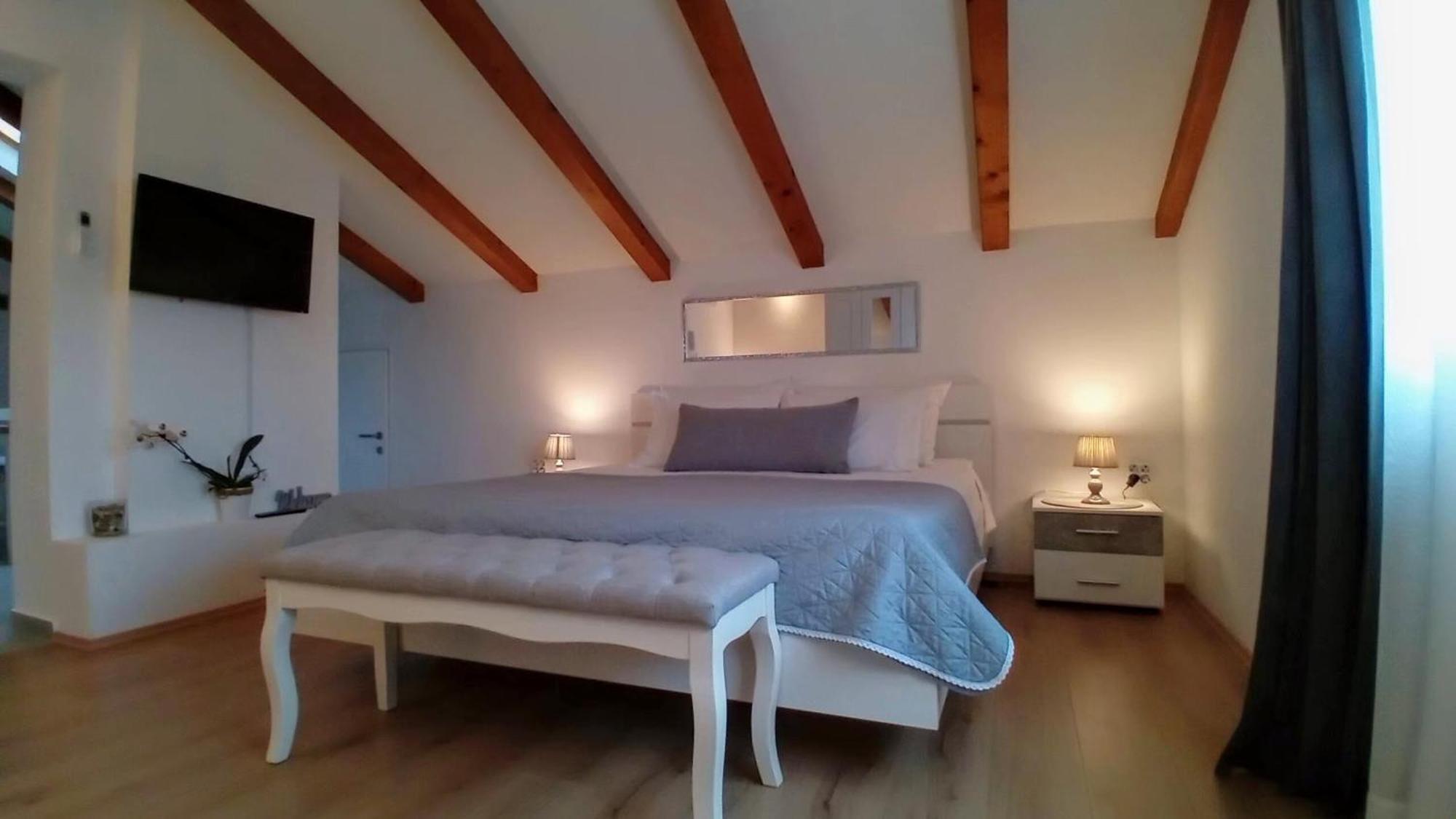 Apartman Diana,free parking Pula Bagian luar foto